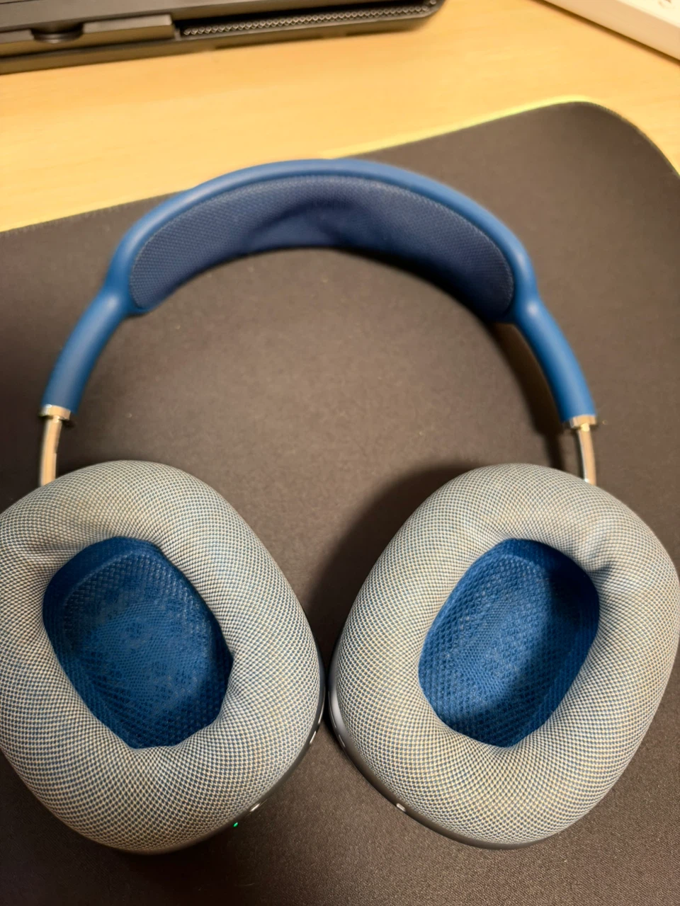 Apple AirPods Max 1st Gen - photo 2
