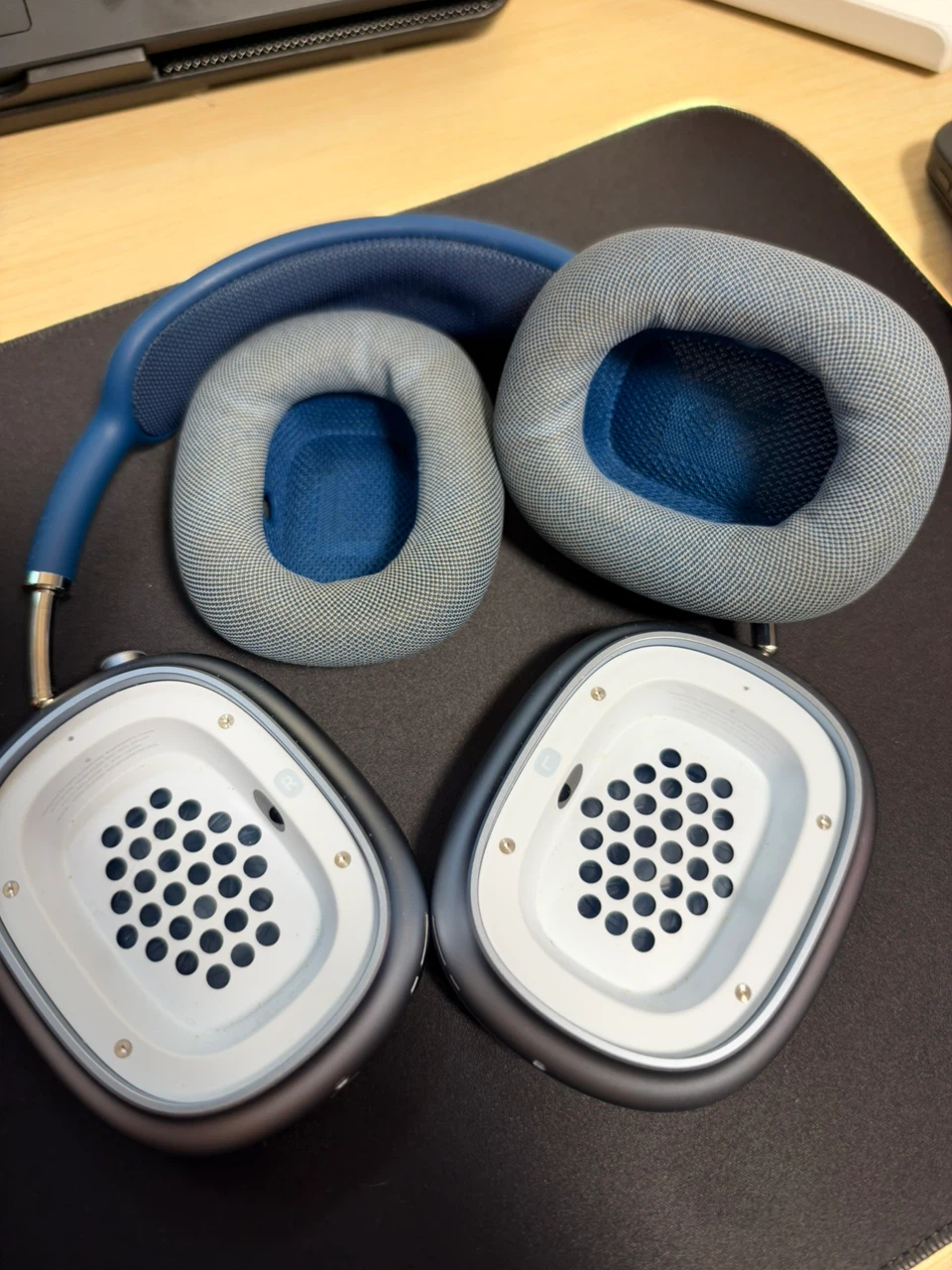 Apple AirPods Max 1st Gen - photo 3