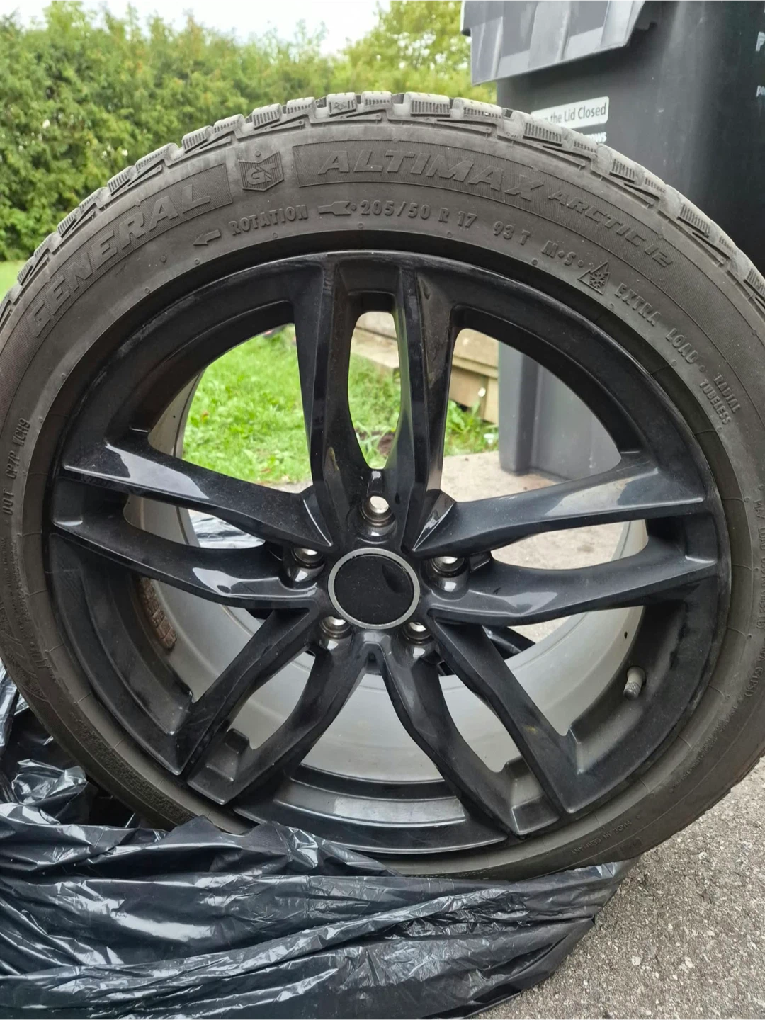 General Altimax Arctic 12 Winter Tires with Rims - photo 2