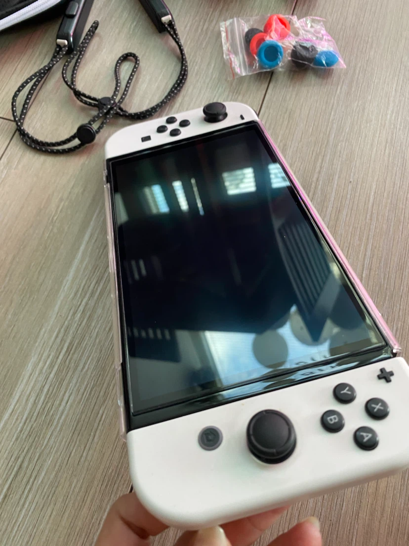 🎮 Nintendo Switch OLED + 3 Mario Games