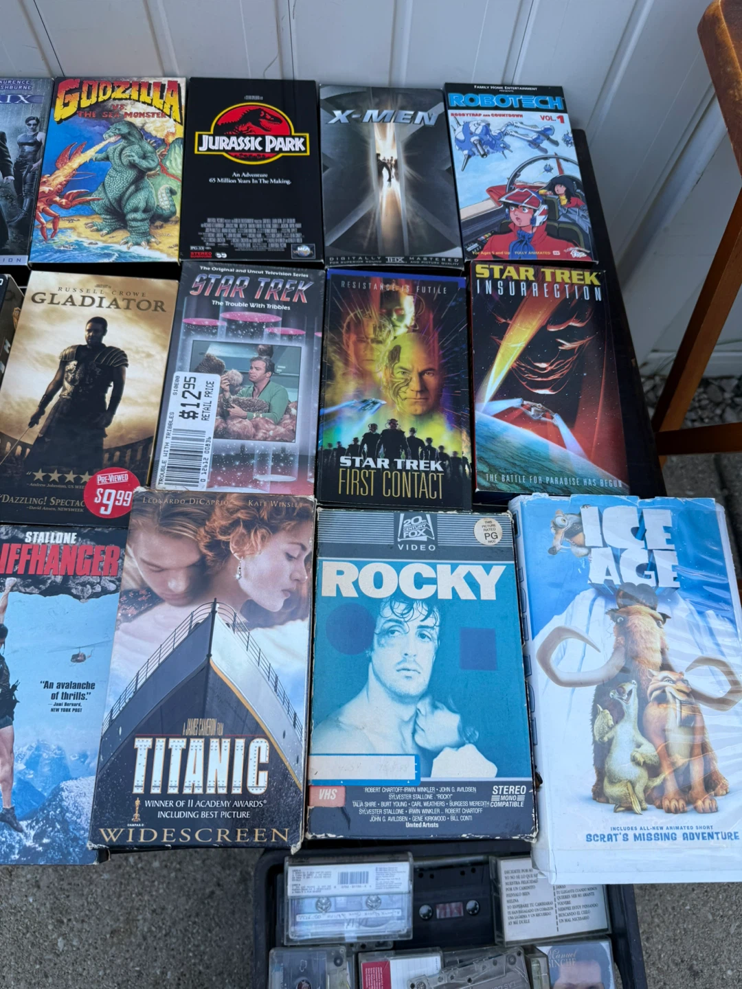 Assorted Vintage VHS Movie Collection - photo 5