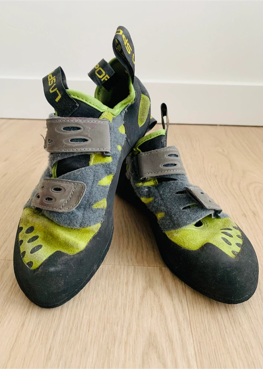 La Sportiva Men’s Tarantula Climbing Shoes (size USA 6 / EUR 38) - photo 2