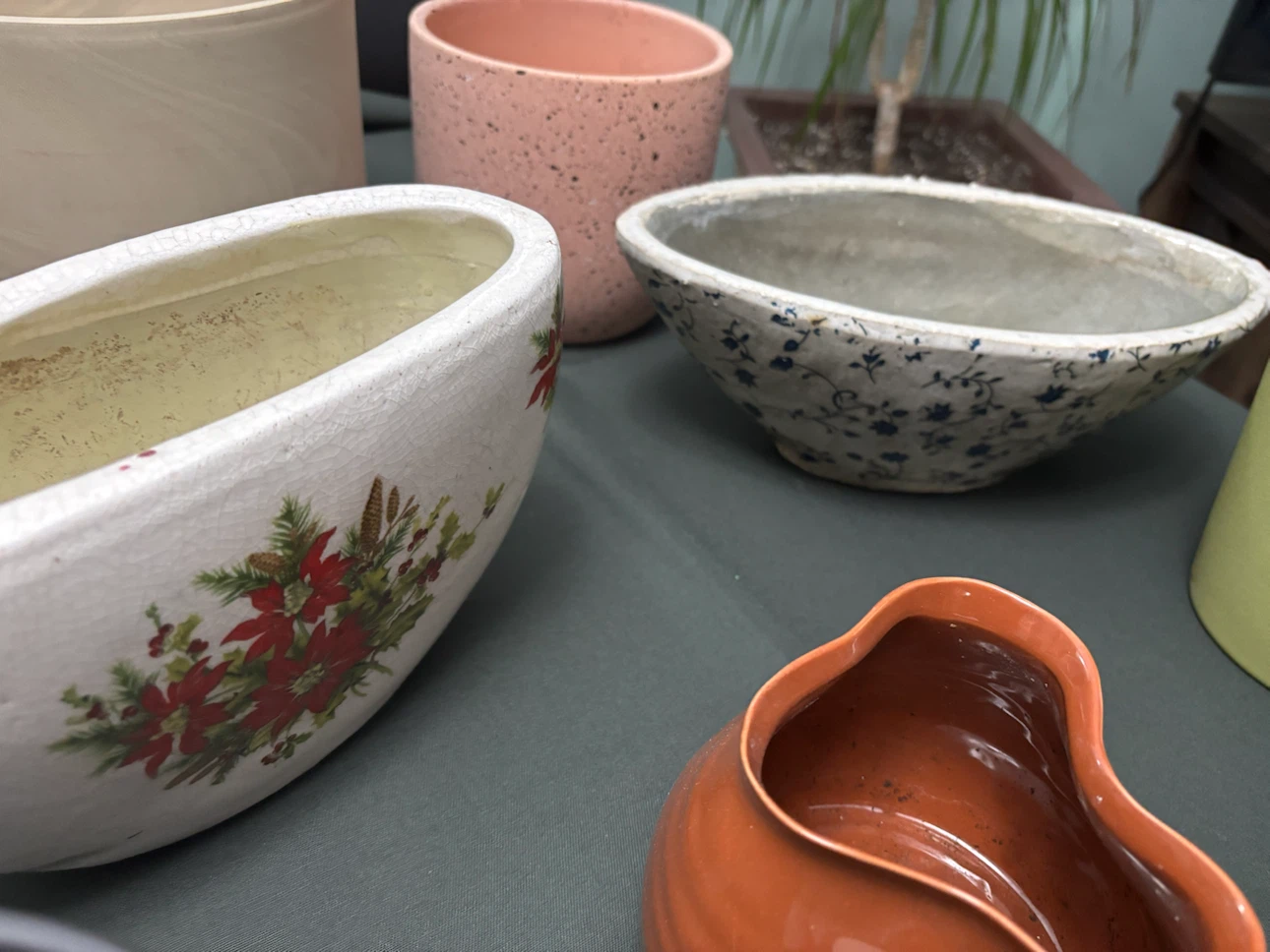 Assorted decorative ceramic plant pots - photo 3