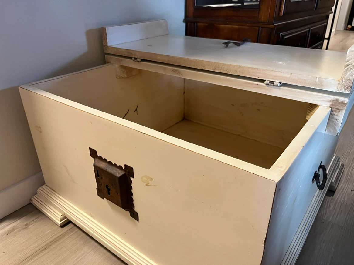 White Wooden Storage Chest - photo 4