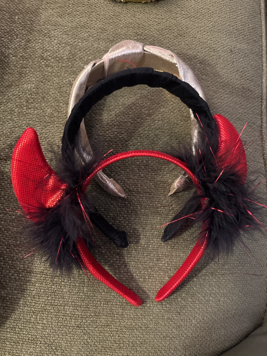 Set of three headbands