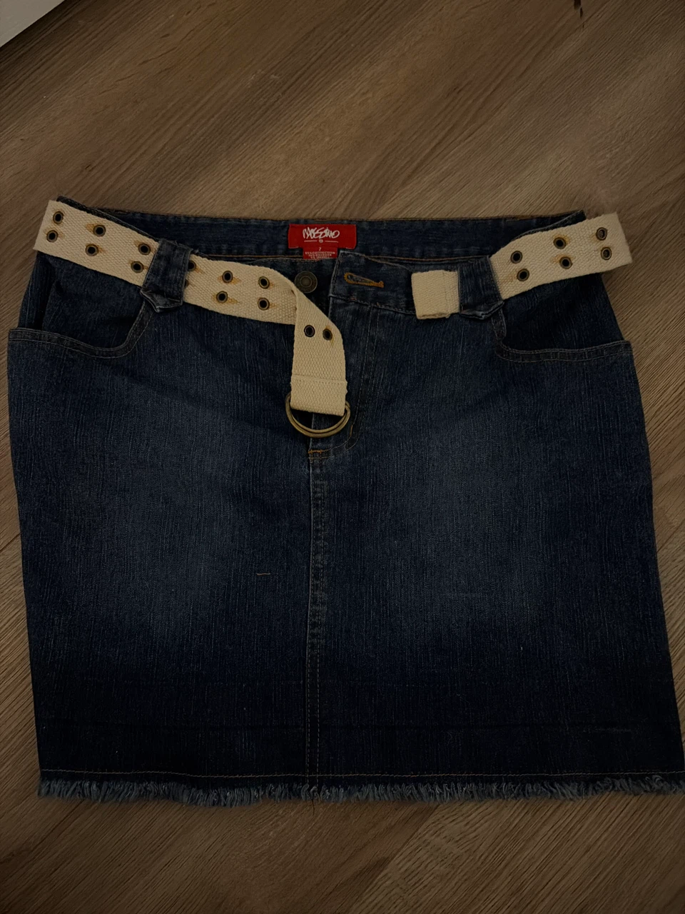 cute Mossimo Denim Skirt with Belt - Size 7