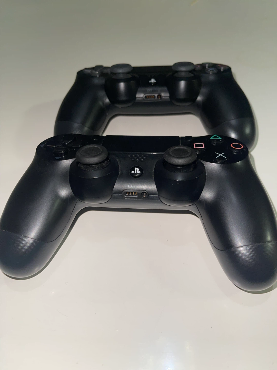 Two Sony PlayStation 4 DualShock 4 Wireless Controllers - photo 3