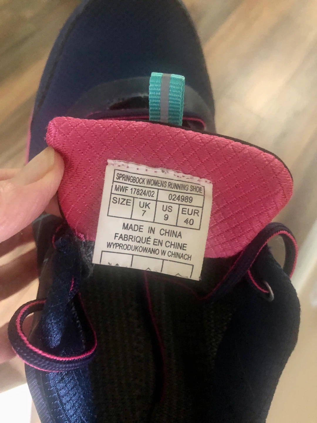 Waterproof Mountain Warehouse women’s shoes - photo 4