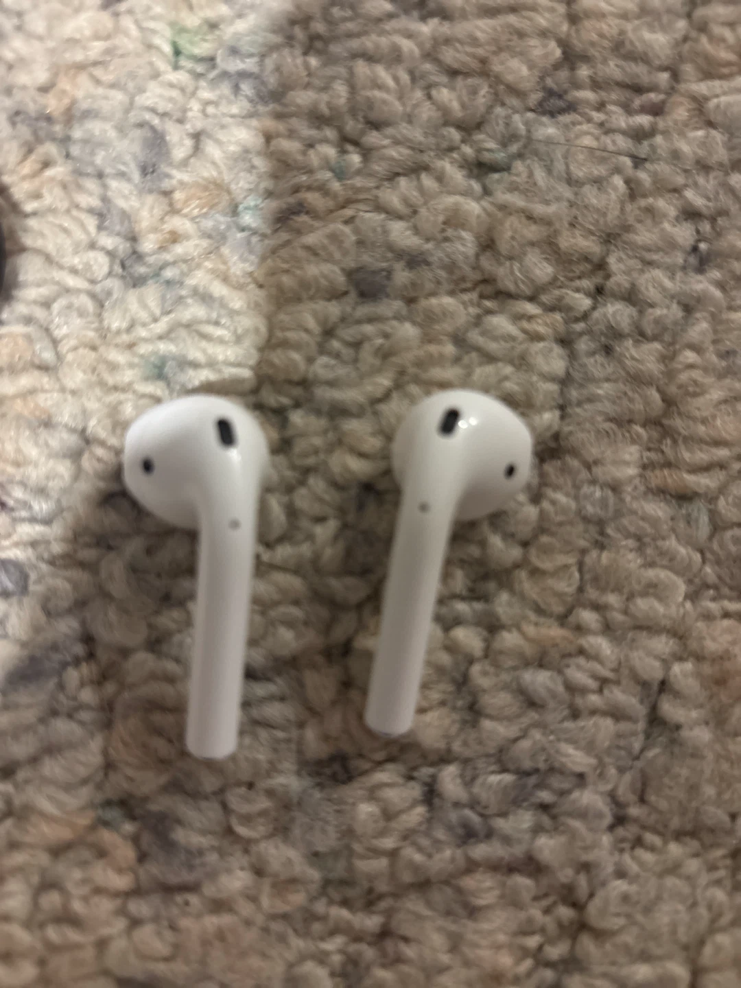 Apple AirPods with Minnie Mouse Silicone Case - photo 3
