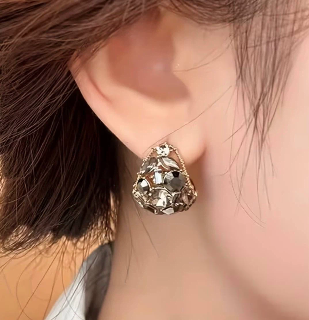 Crystal Cluster Hoop Earrings - photo 2