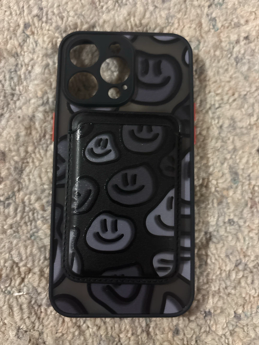 iPhone 15  Pro  max Smiley Face Case with MagSafe Wallet