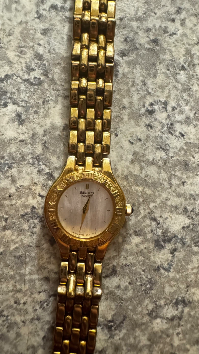 Gold-tone Seiko Quartz Women's Watch - photo 2