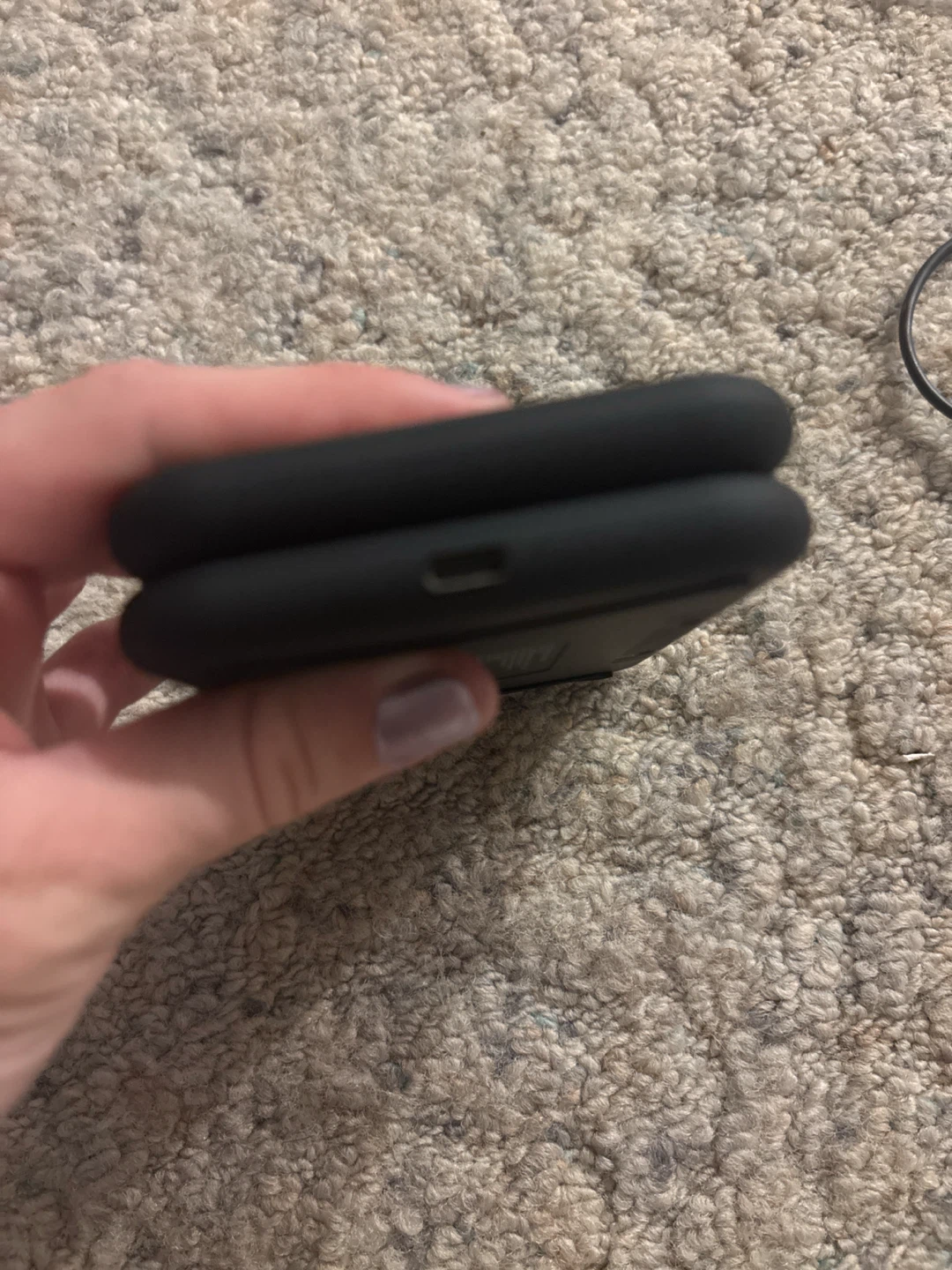 Bluehive Foldable Wireless Charging Station - photo 4