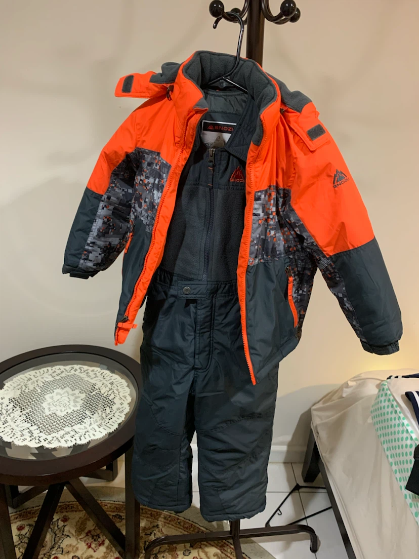 Snozu Kids Winter Snow Suit, Size 6