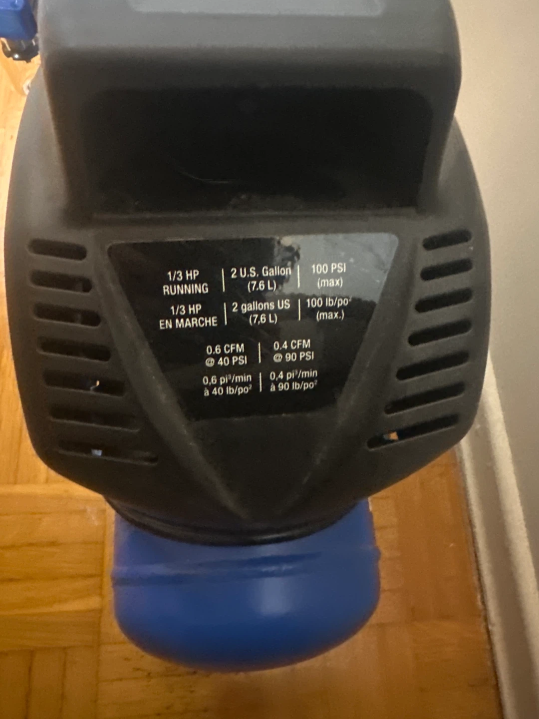 Mastercraft 2-Gallon Air Compressor - photo 3