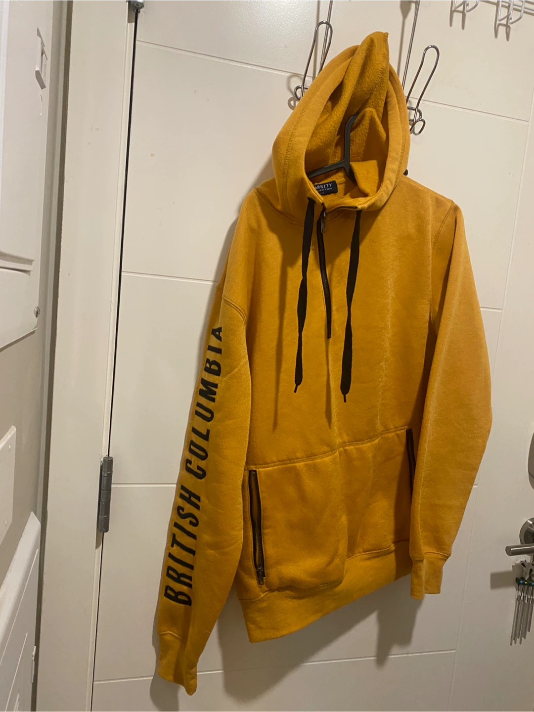 Varsity Collection University of British Columbia Hoodie - photo 2