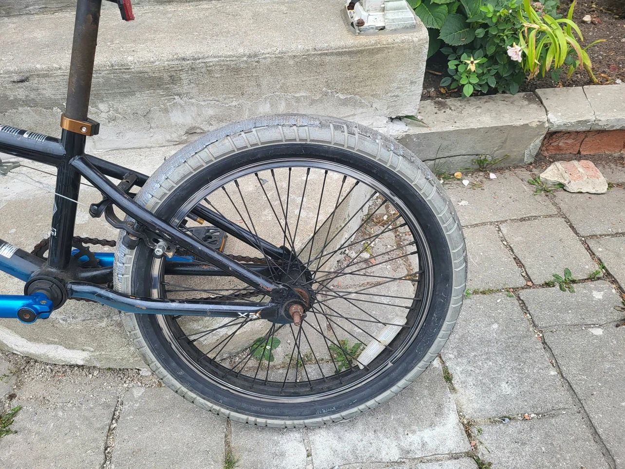 Mongoose Rebel BMX Bike - photo 2