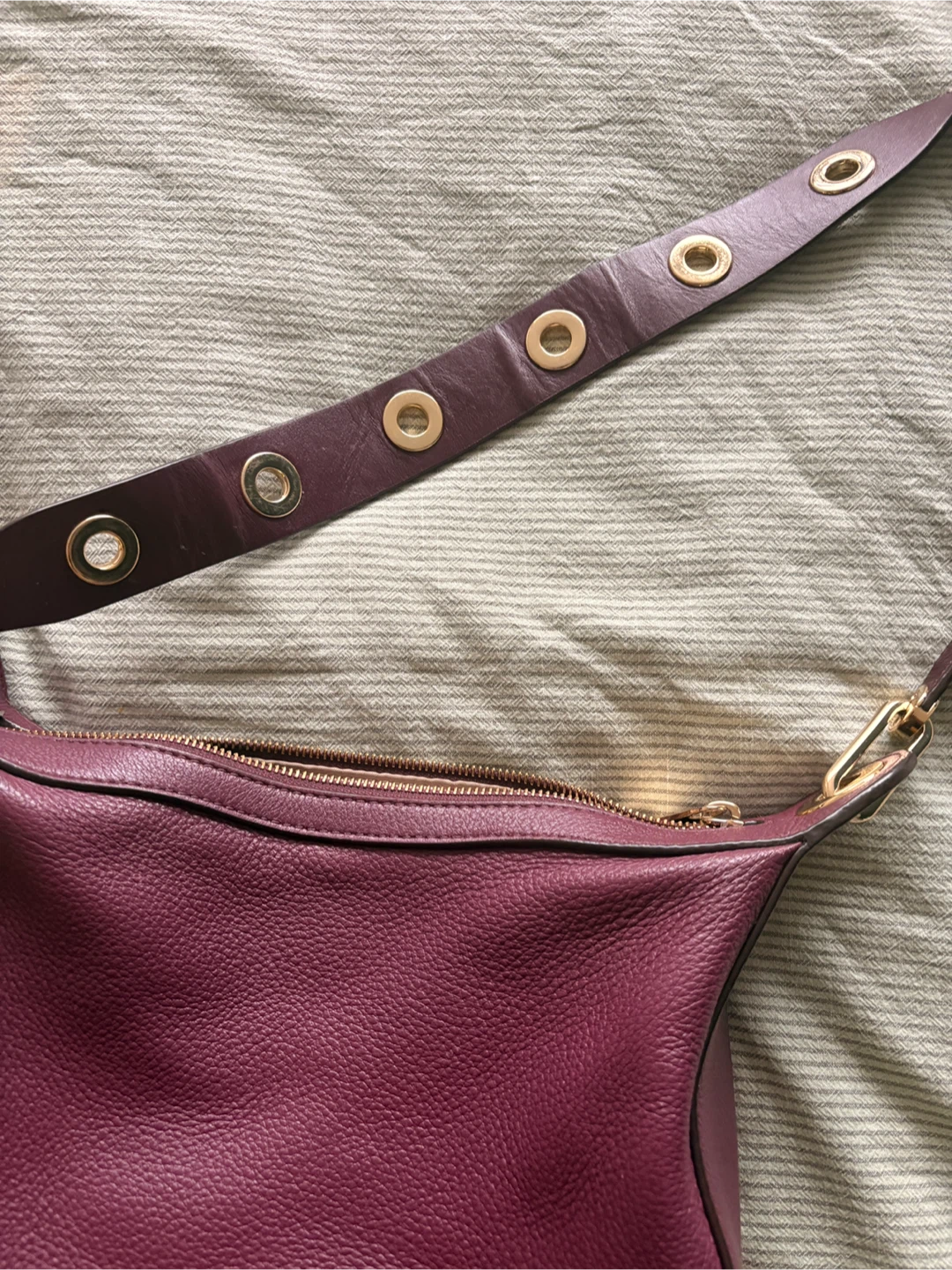 Michael Kors Purple Leather Shoulder Bag - photo 2