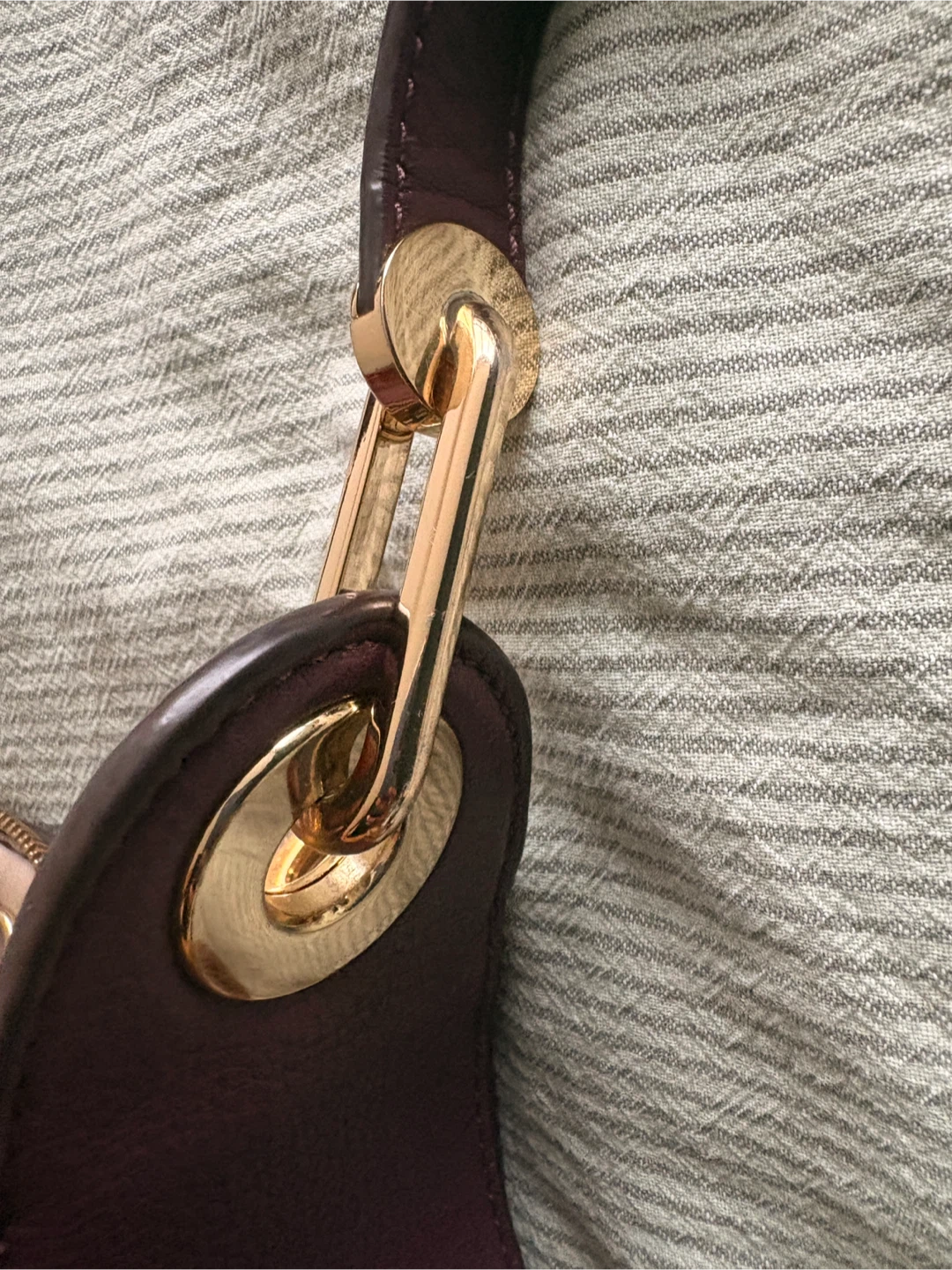 Michael Kors Purple Leather Shoulder Bag - photo 4