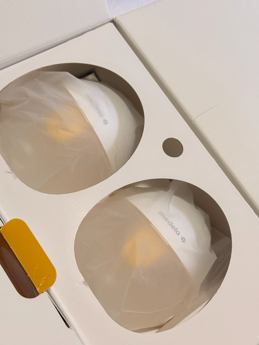 Medela Motion InBra Double Electric Breast Pump - photo 4