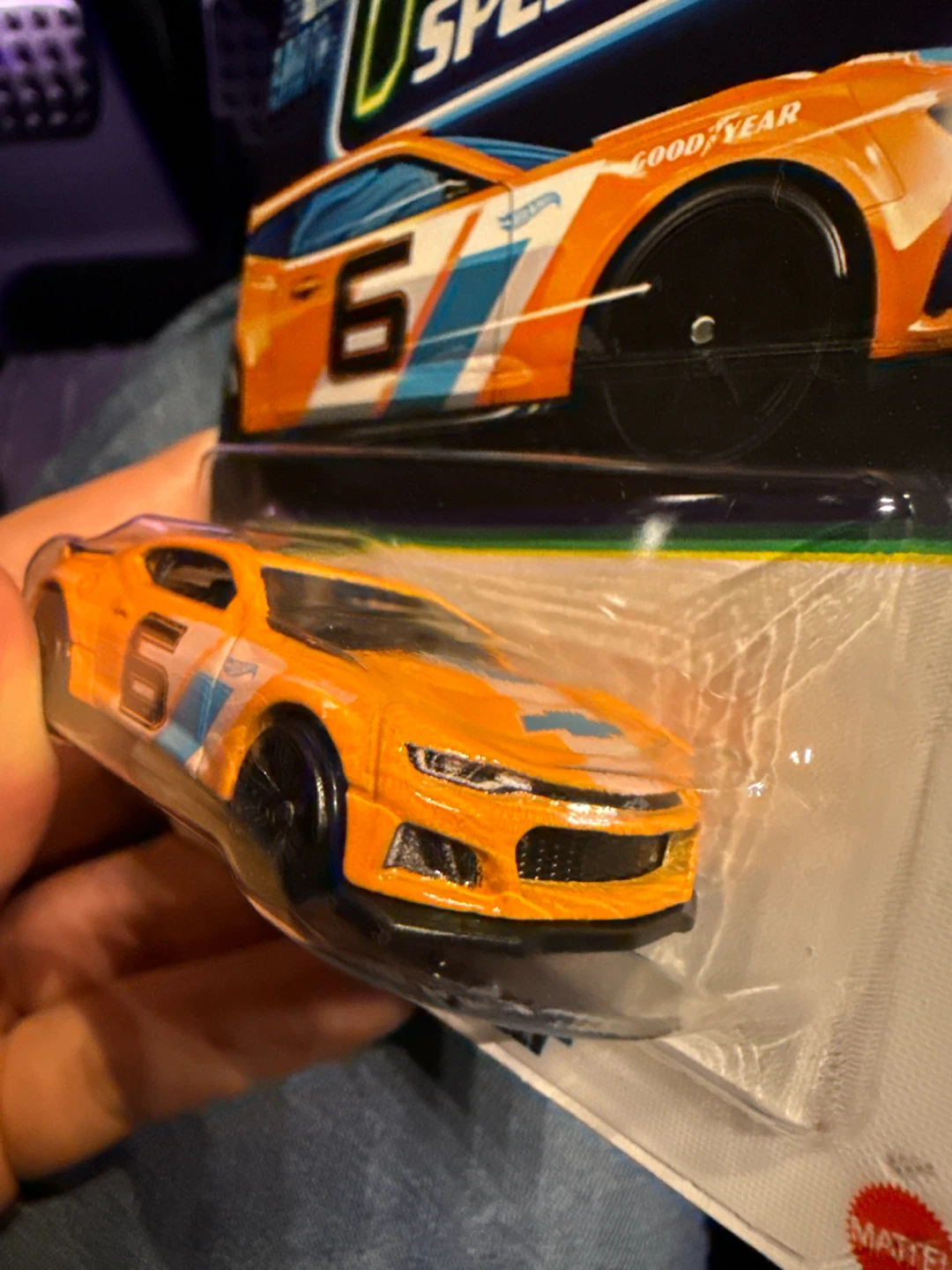 Hot Wheels Neon Speeders 2017 Camaro ZL1 - photo 3