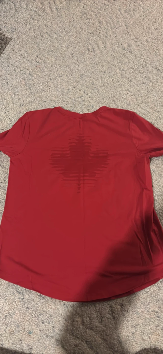 Lululemon Red Short Sleeve T-Shirt - photo 2