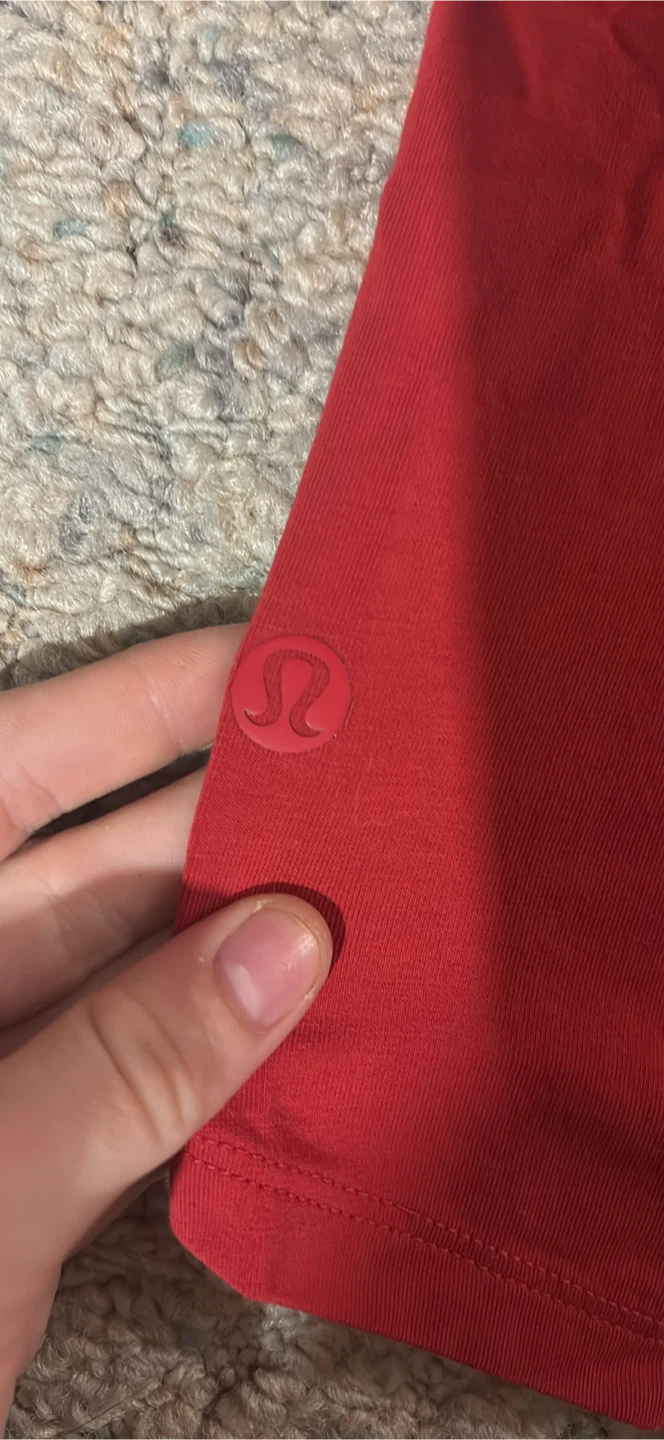 Lululemon Red Short Sleeve T-Shirt - photo 3