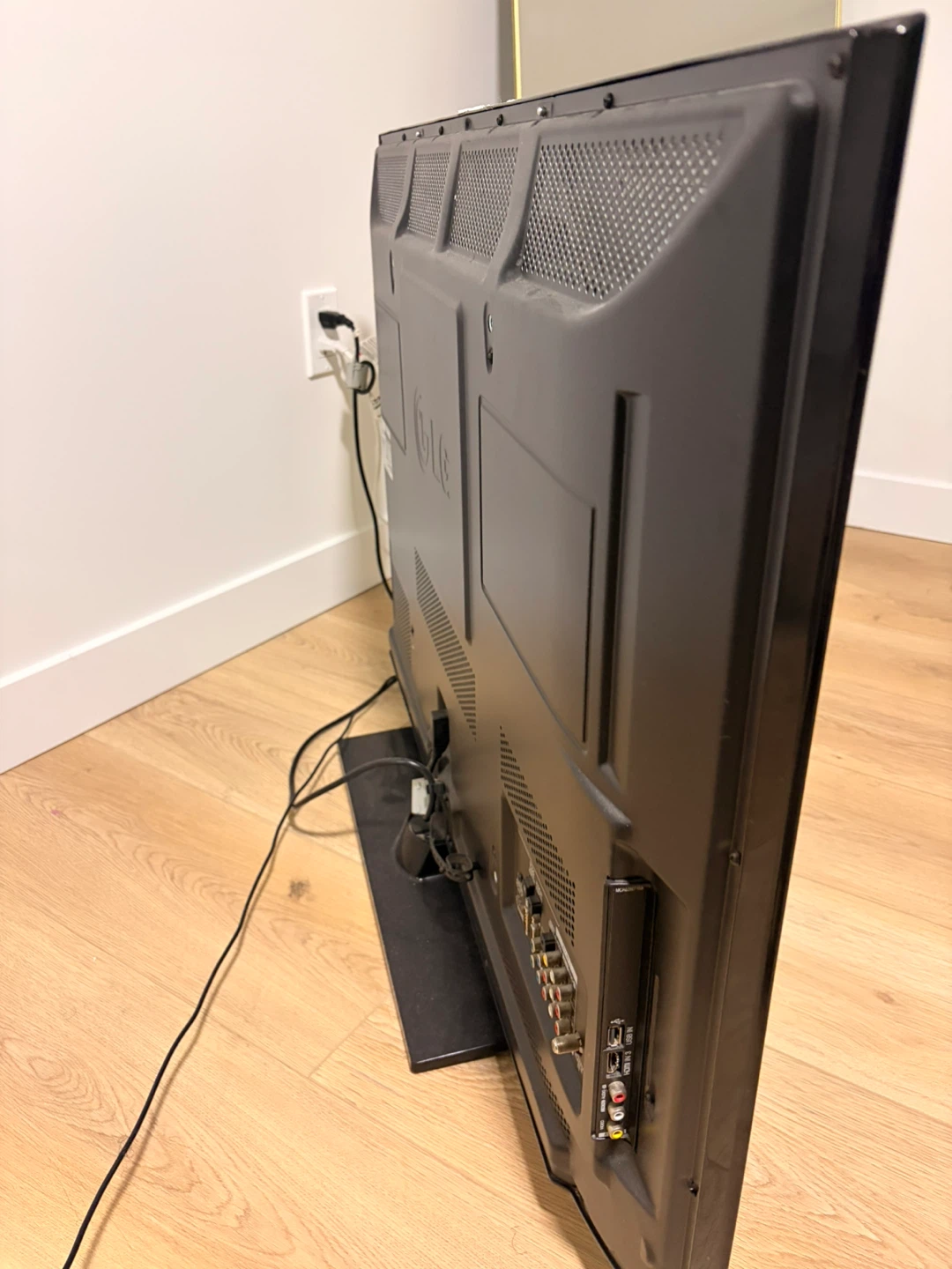 LG 42” Plasma TV – Excellent Condition – $150 OBO - photo 4