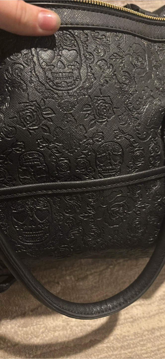 Betsey Johnson Black Skull & Rose Weekender Bag - photo 3
