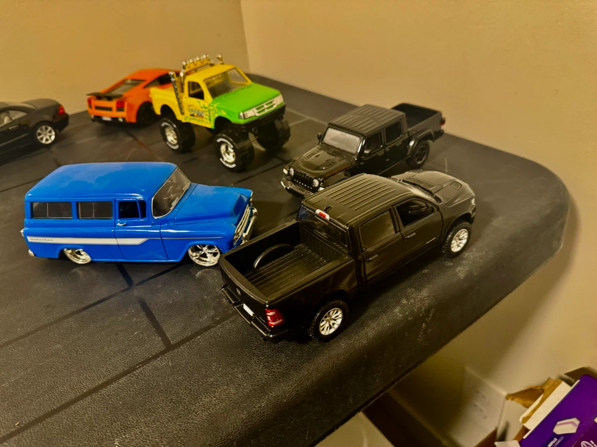 Diecast Trucks
