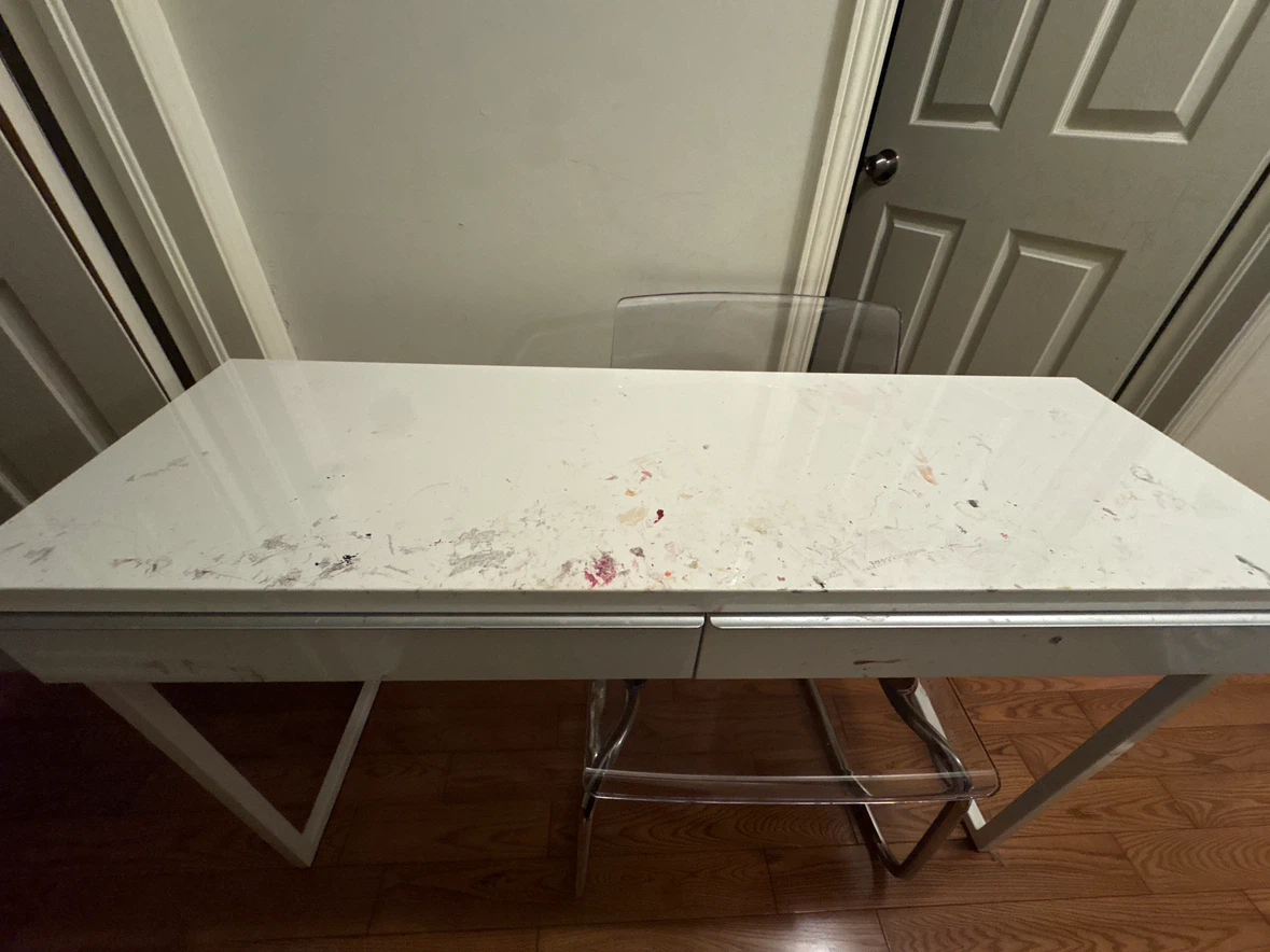 White desk with drawers - photo 2