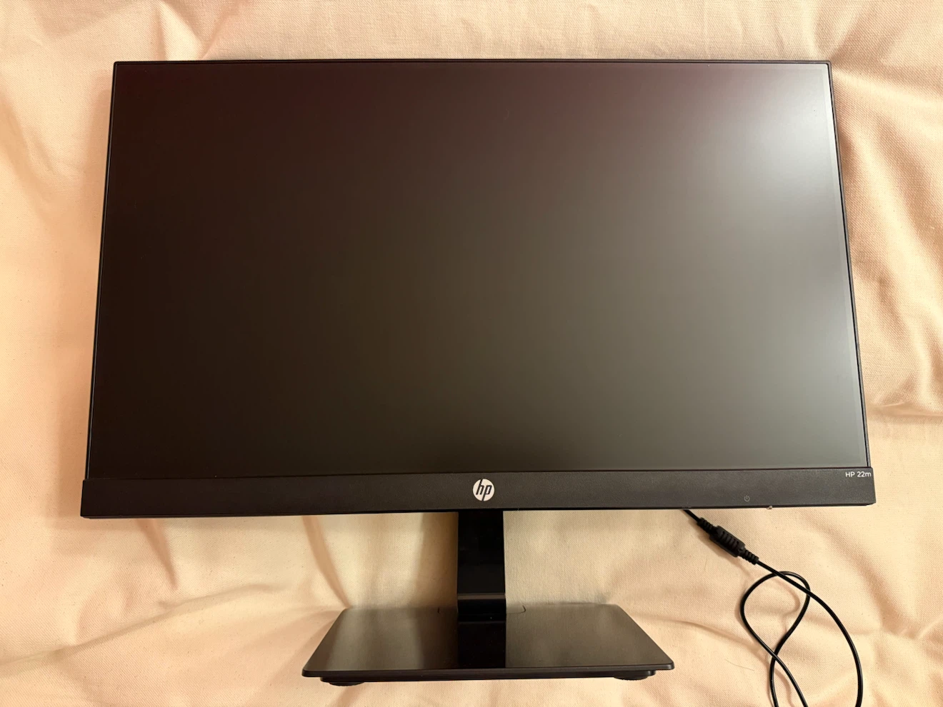 HP 22m 21.5-inch Monitor