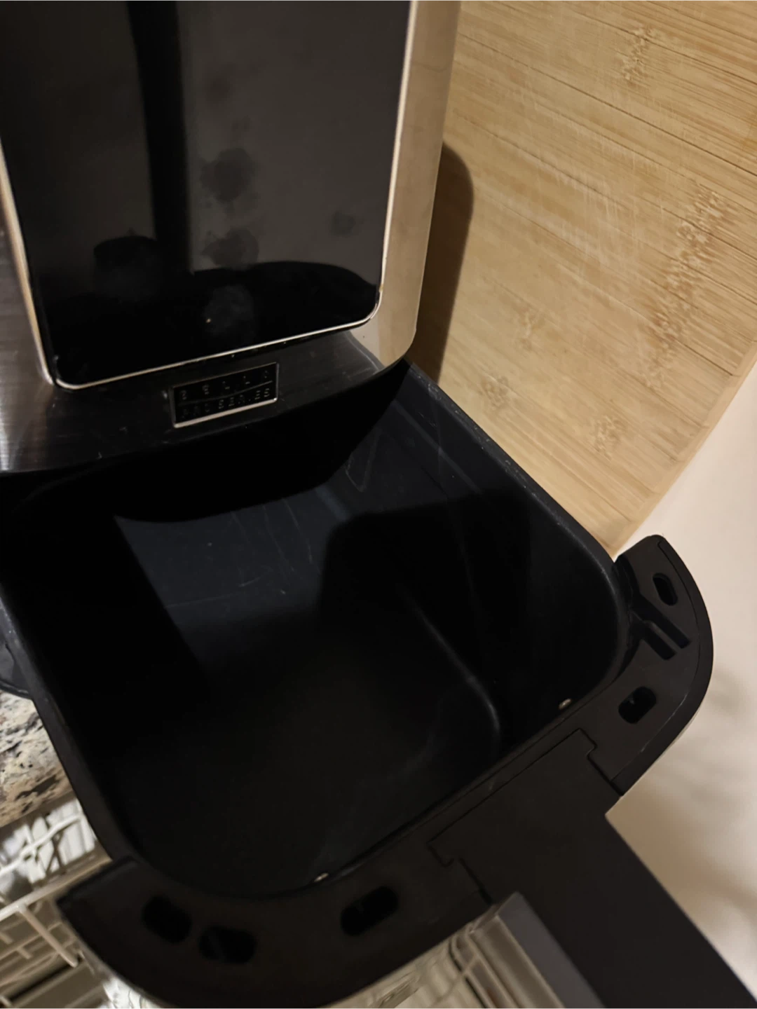 Air Fryer 4 quart.