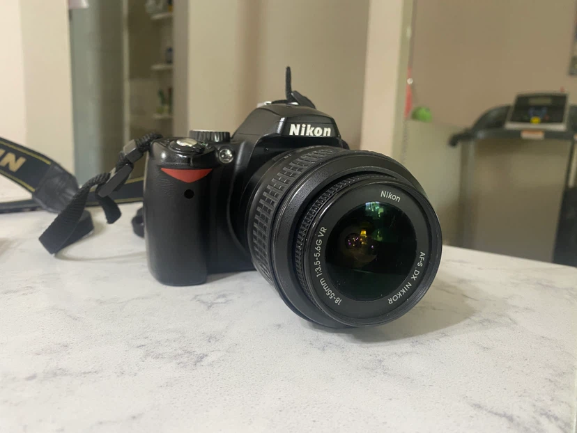Nikon D60 DLSR Camera