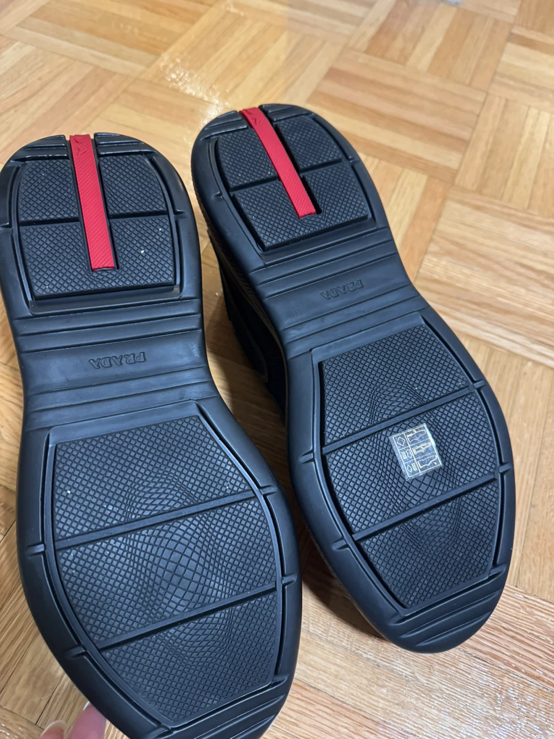 Prada Black Sneakers Authentic - photo 2