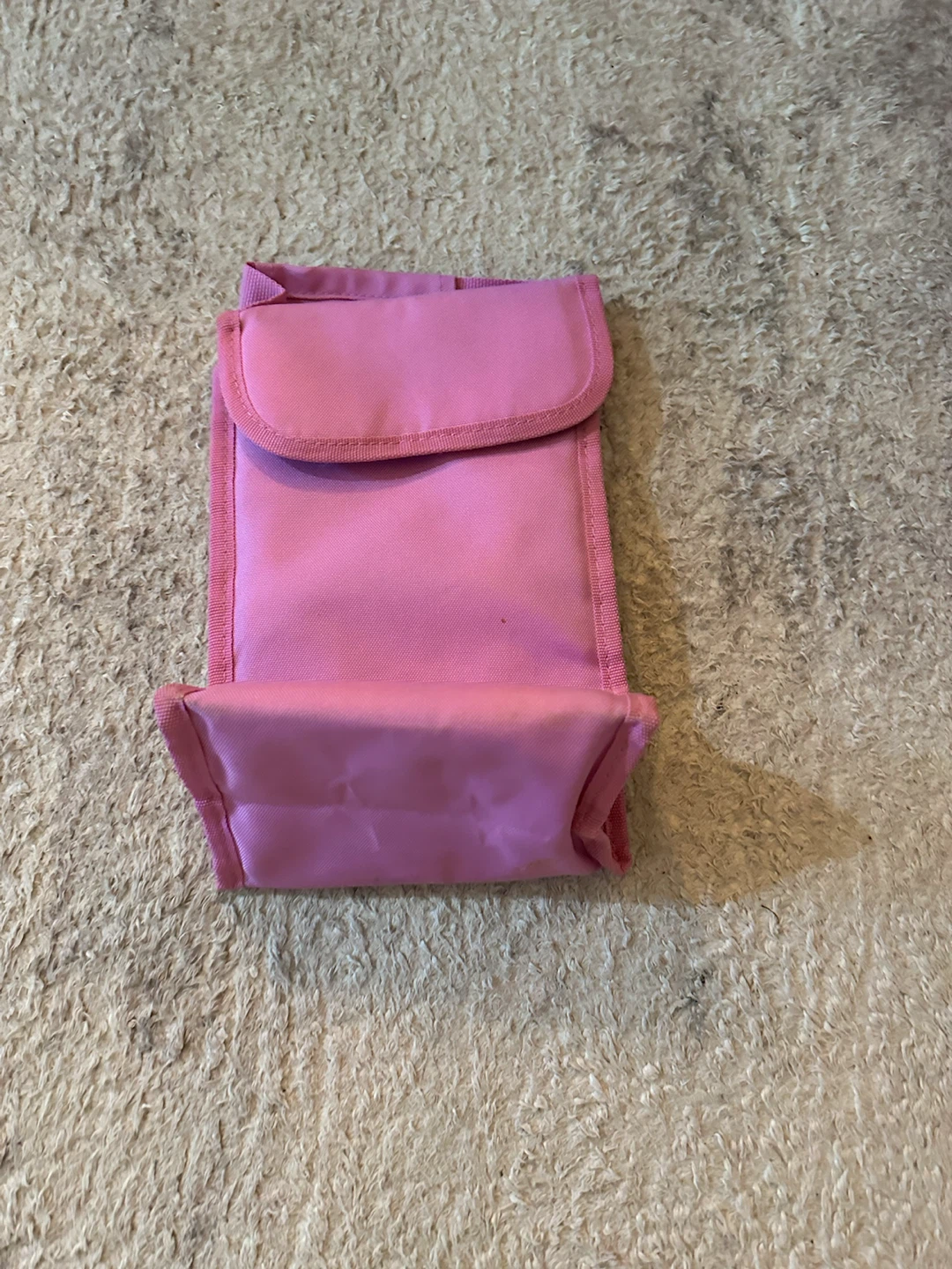Pink insulated lunch bag