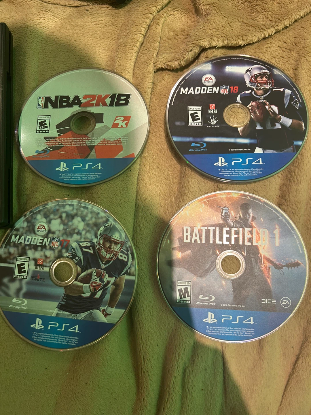 Assorted PS4 games and True Grit DVD
