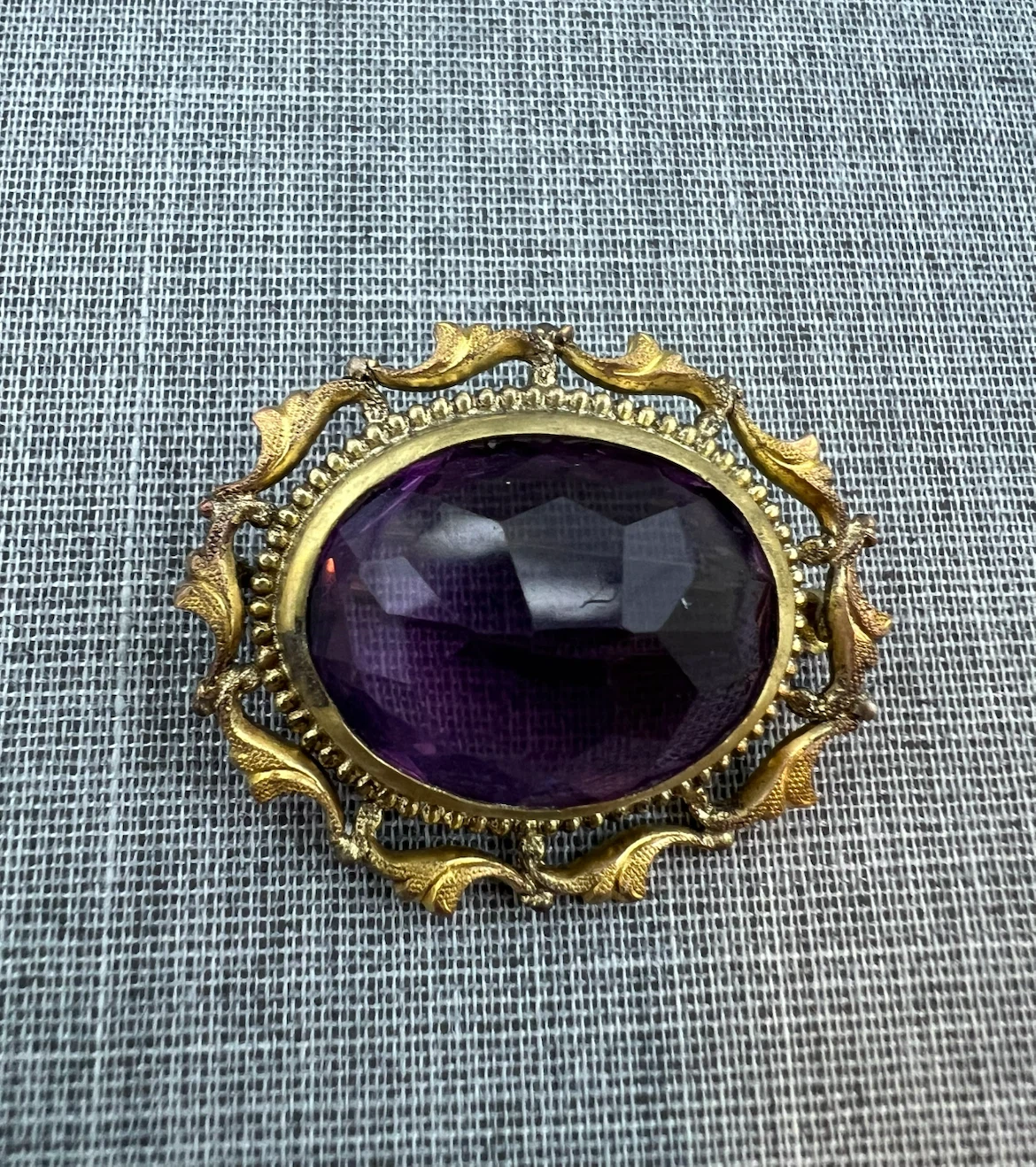 Stunning Vintage Victorian-Style Brooch