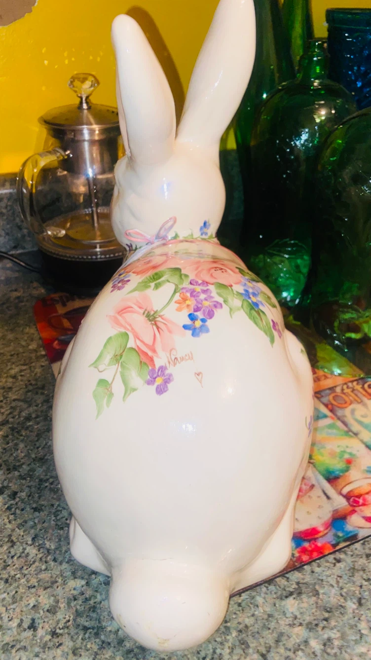 Ceramic Hand-Painted Floral Bunny Figurine - photo 4