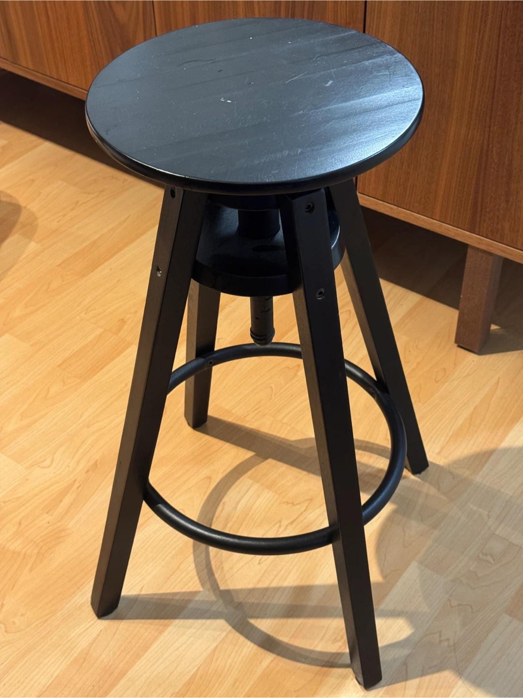 Black adjustable swivel bar stool - photo 2