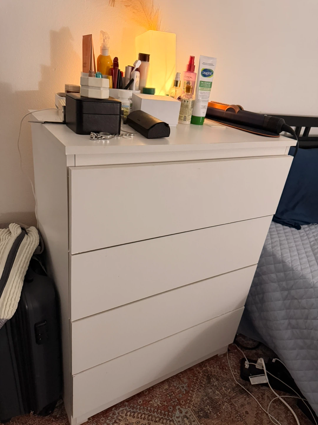 White 4-Drawer Dresser