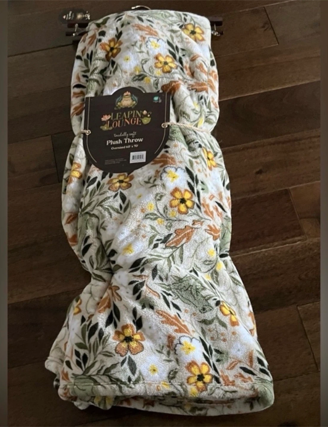 Leapin' Lounge Floral Toads Plush Throw