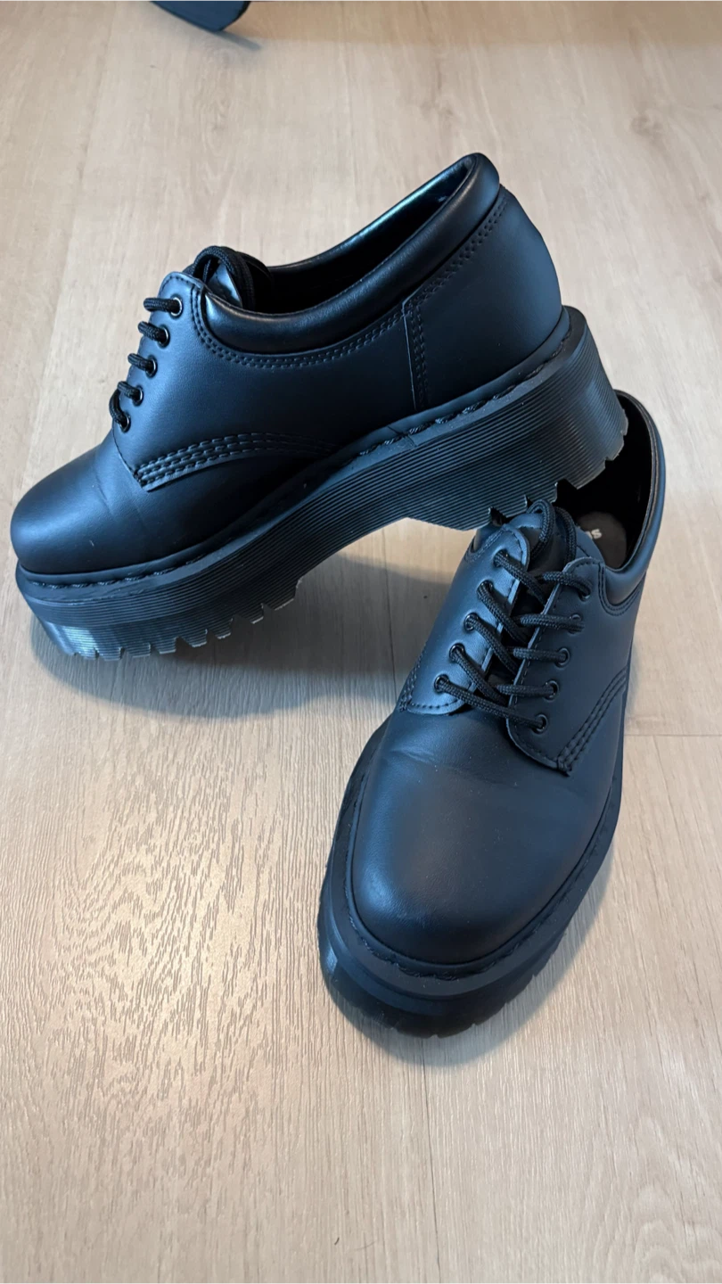 Dr. Martens 8053 Quad Mono Vegan Shoes - Black Size 8