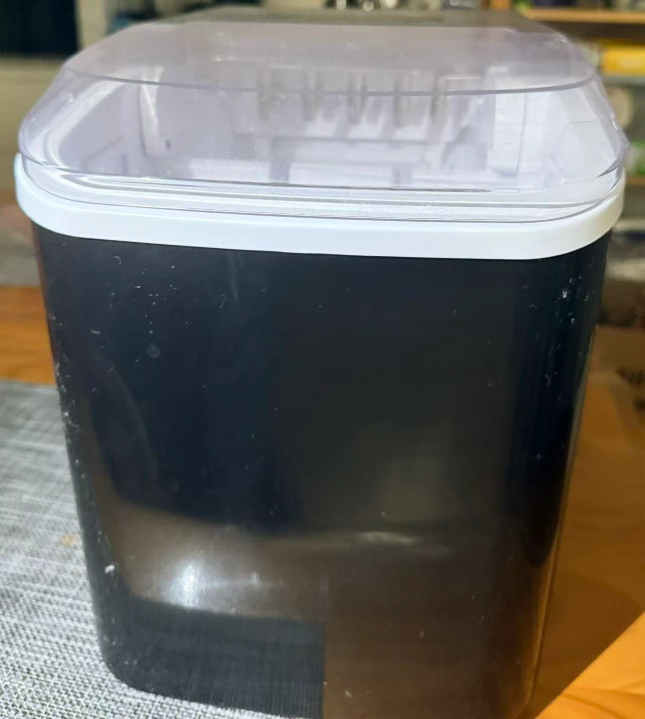 $20- Black Countertop Ice Maker - photo 2