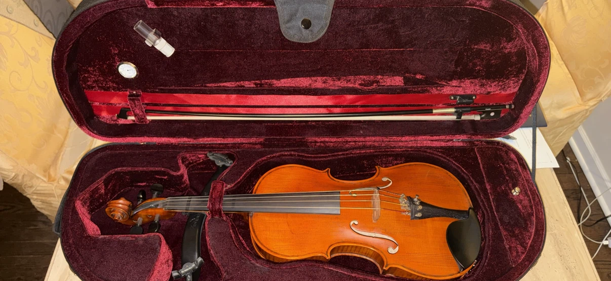 13 inch viola with hard case