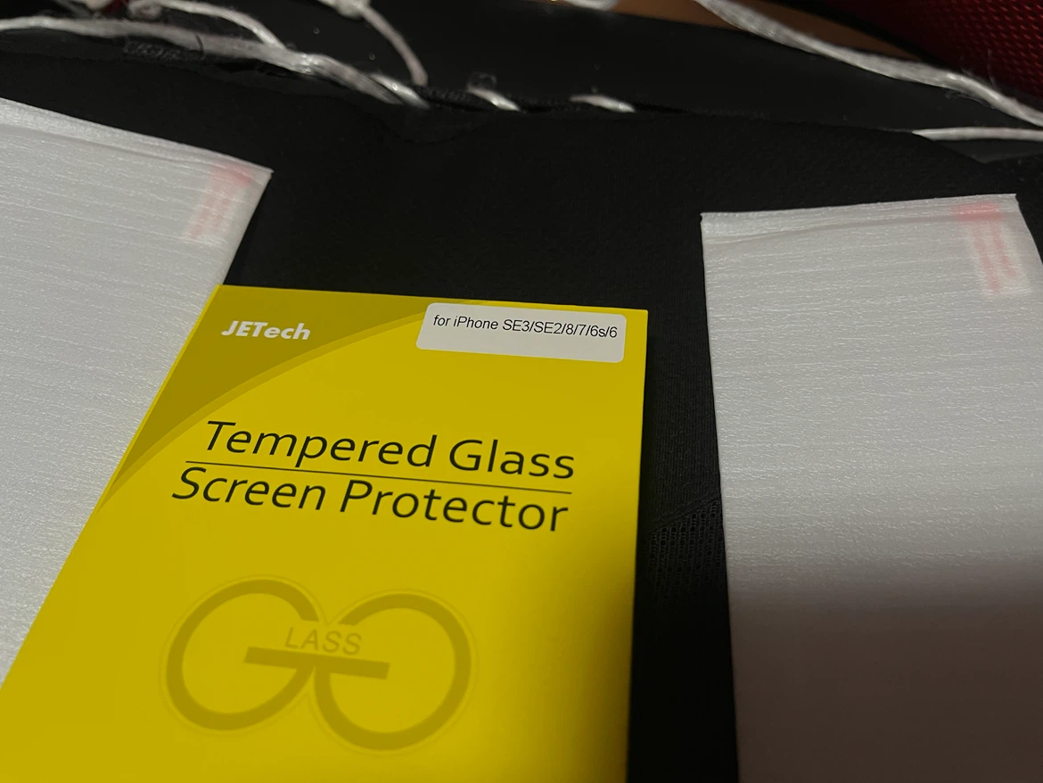 New tempered glass for iphone se1 se2 se3 6 6s 7 8 - photo 2