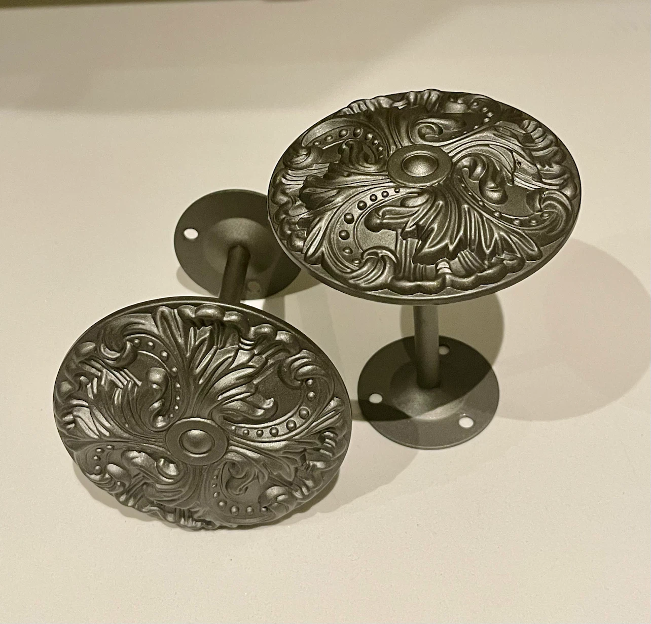 Silver Curtain Tiebacks and Brackets Set - photo 4