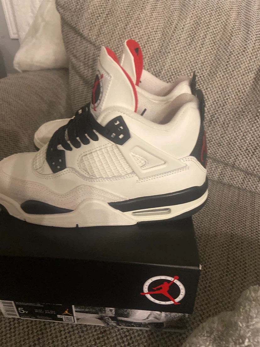 Air Jordan 4 Retro og fc (gs) - photo 2
