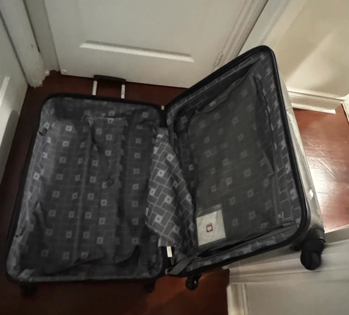 Delsey Hardside Spinner Luggage - photo 3