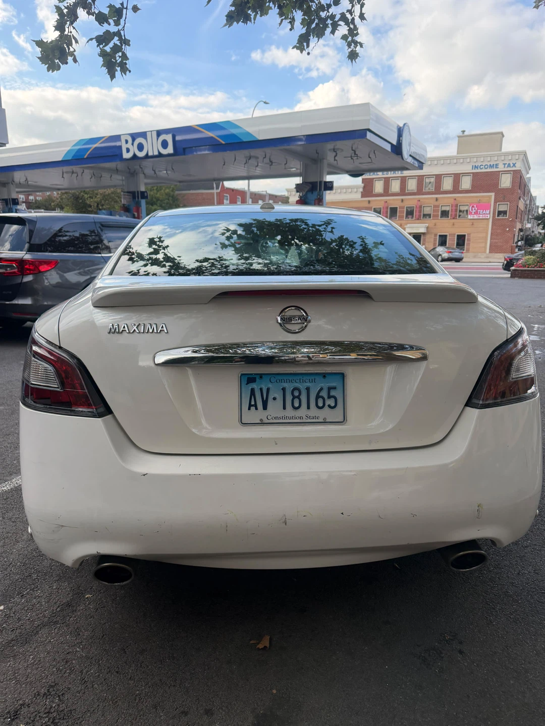 White Nissan Maxima Sedan